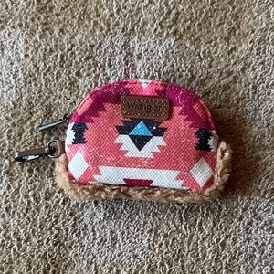 Wrangler Pink and Tan Geometric Coin Pouch